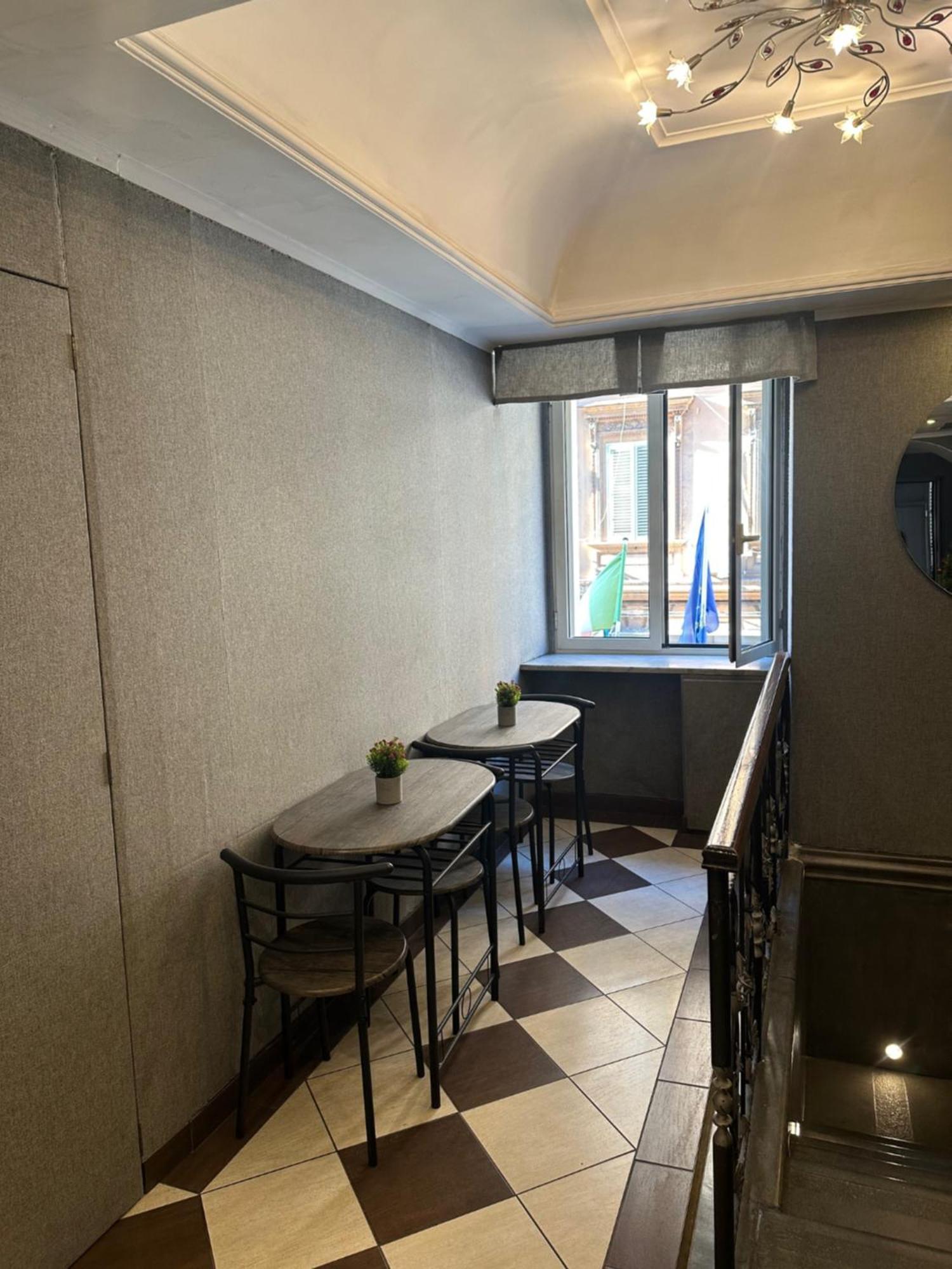 Smart Station Hotel Naples Luaran gambar